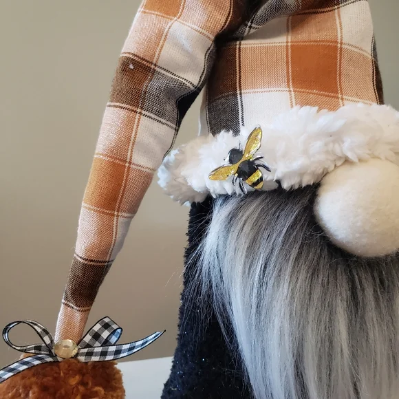 Bee decor farmhouse gnome - Picture 4 of 7